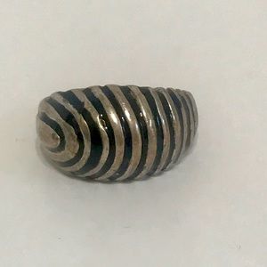 Dome shape sterling silver ring